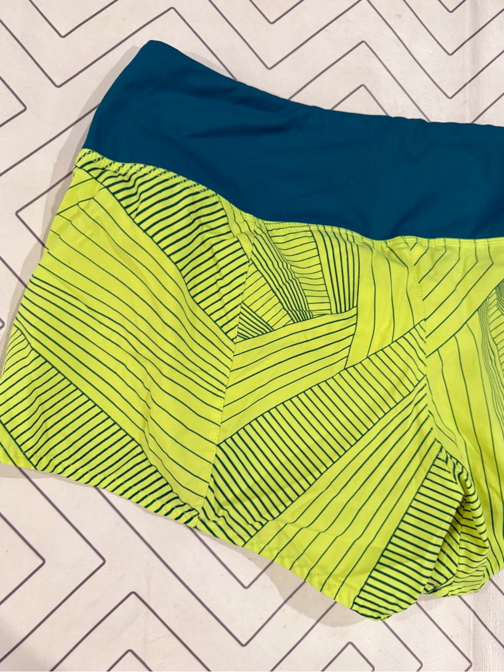 Brooks Neon Pattern Running Shorts - Picture 9 of 10